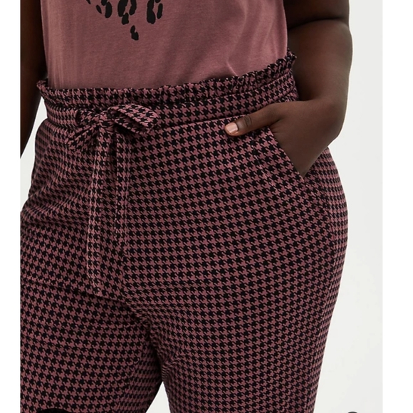 NWT! Plaid Pull-on Pants - Picture 4 of 5